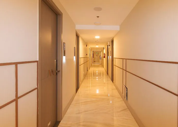 Maine Residences Tramo Near Naia Terminal ホテル マニラ市