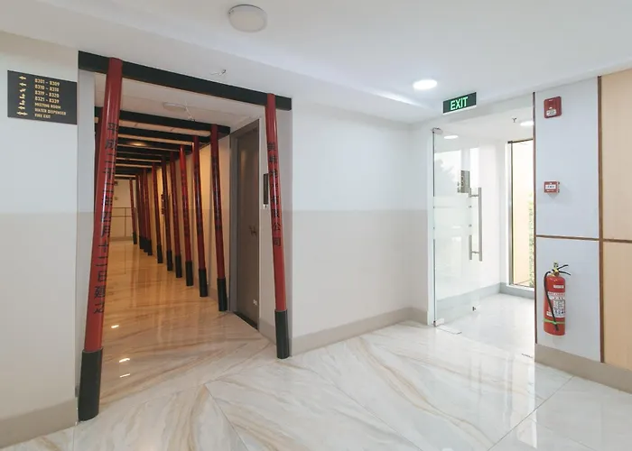 Maine Residences Tramo Near Naia Terminal ホテル