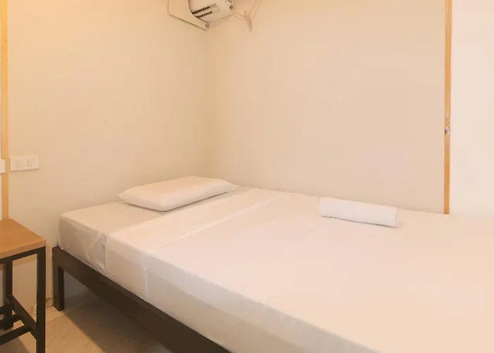 ホテル Maine Residences Tramo Near Naia Terminal マニラ市