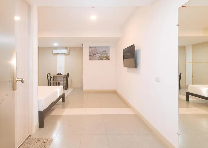 Maine Residences Tramo Near Naia Terminal ホテル マニラ市